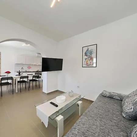 Bebob, No 1 Appartement *